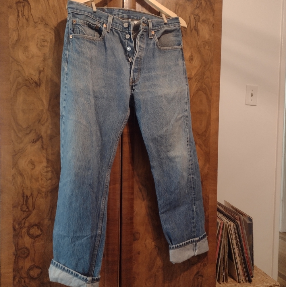 Levis jeans